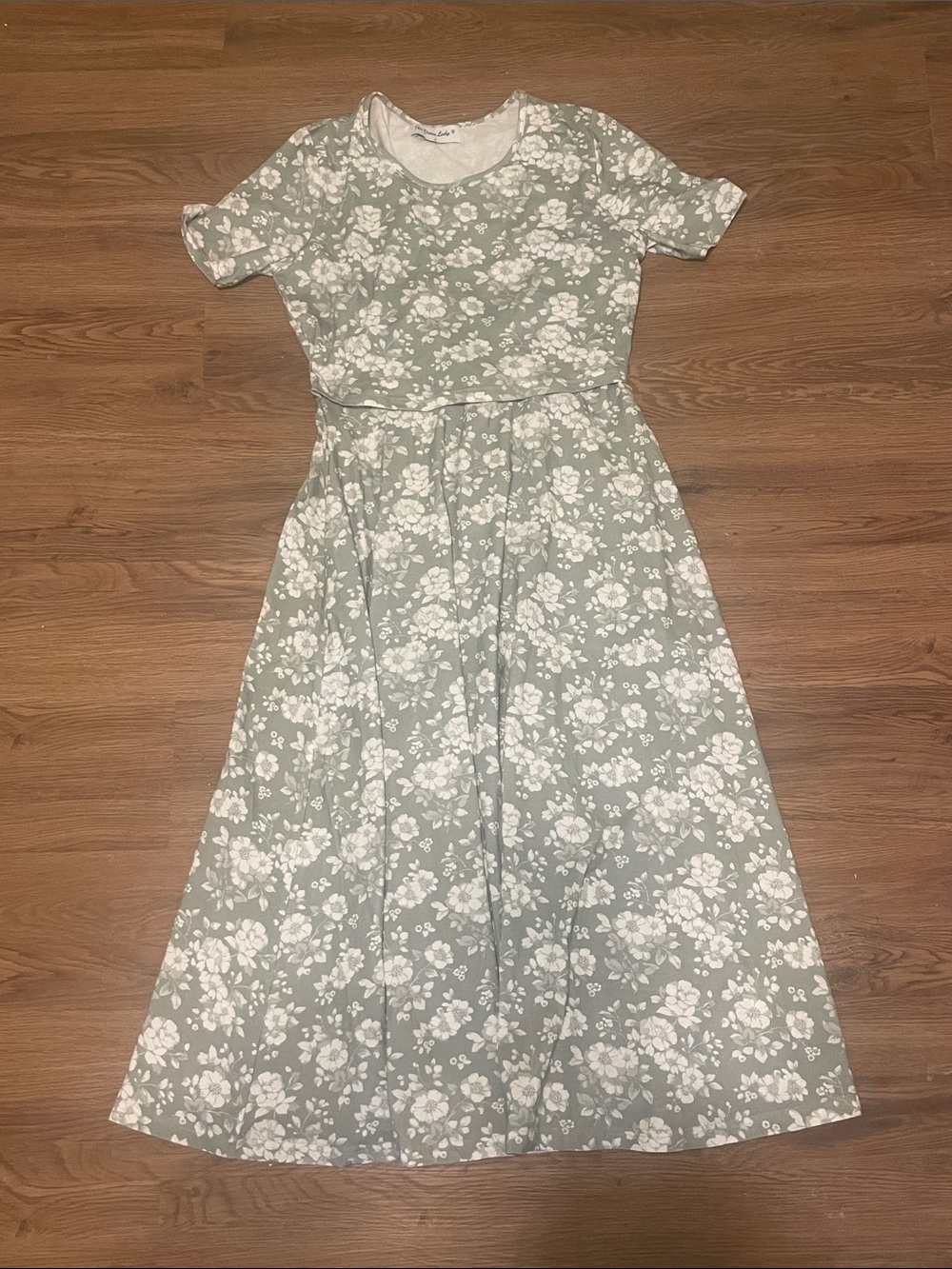 The Dress Lady Sage Blossoms Nursing Dress size Small